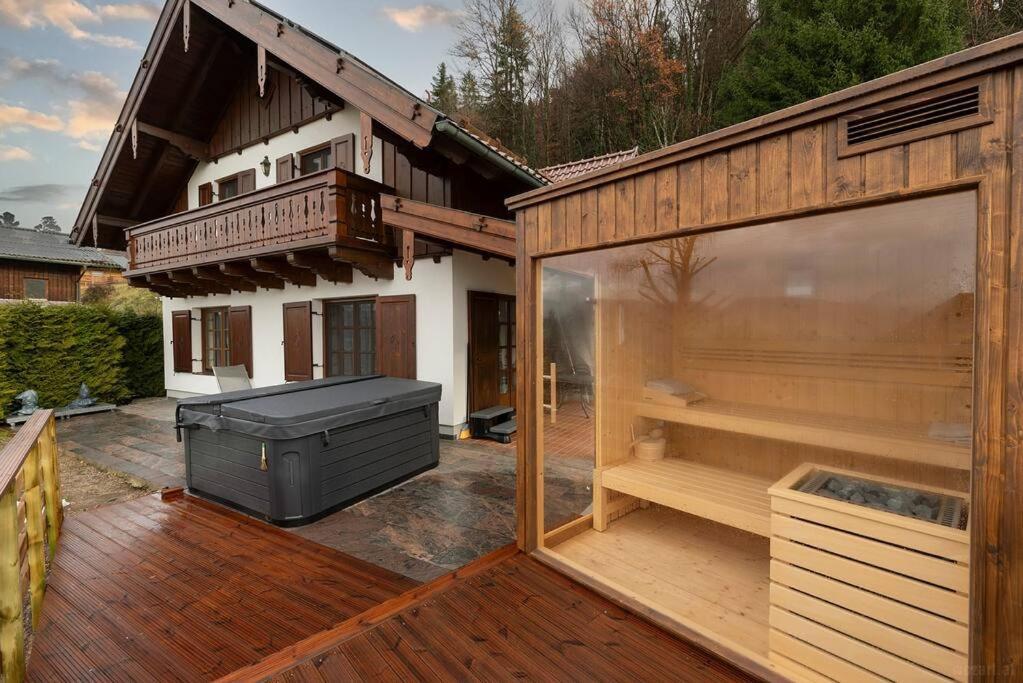אדנט Luxus Alpenparadies Nahe Salzburg Sauna & Whirlpool מראה חיצוני תמונה
